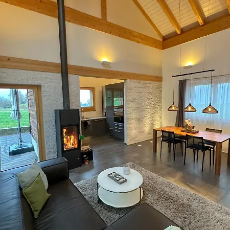 Gastehaus Myhideaway * Reichenbach im Kandertal