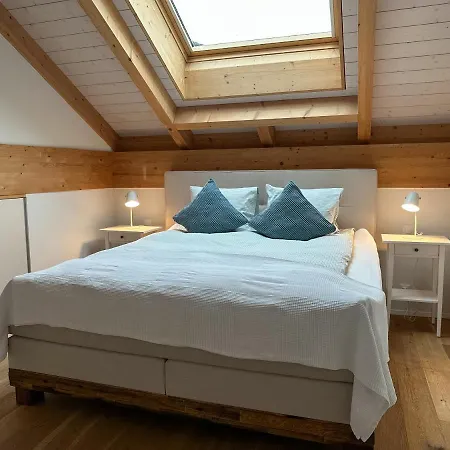 Chalet Gaestehaus Myhideaway Reichenbach im Kandertal