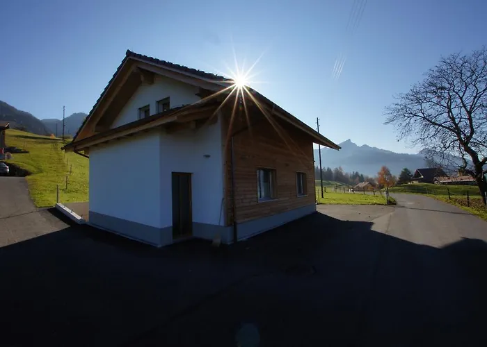 Domek alpejski Gaestehaus Myhideaway Reichenbach im Kandertal
