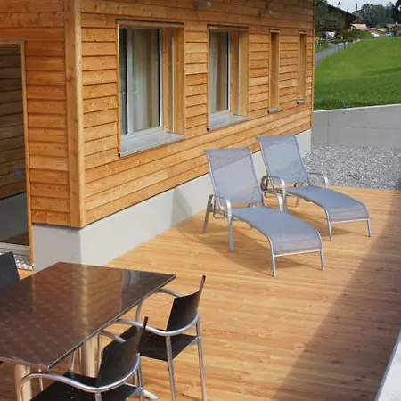 Gaestehaus Myhideaway בקתה *