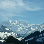 Chalet Gaestehaus Myhideaway *